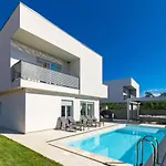 Virtus By Interhome