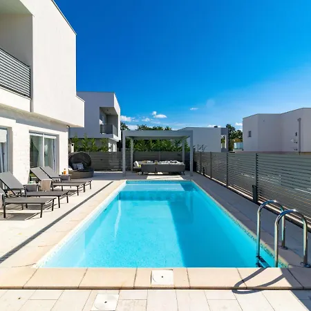 Virtus By Interhome بيت للعطل بروتونيغلا
