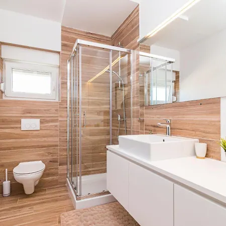 Virtus By Interhome * Brtonigla