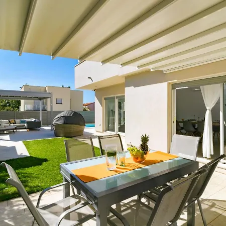 Virtus By Interhome بيت للعطل