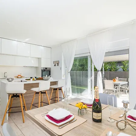 Virtus By Interhome Brtonigla