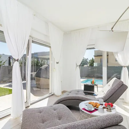 Virtus By Interhome بيت للعطل *