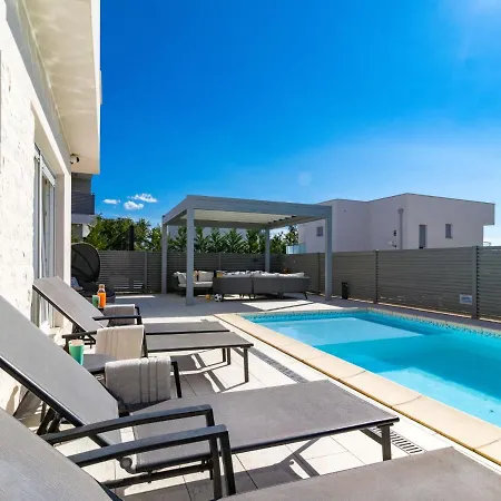 Virtus By Interhome بيت للعطل بروتونيغلا