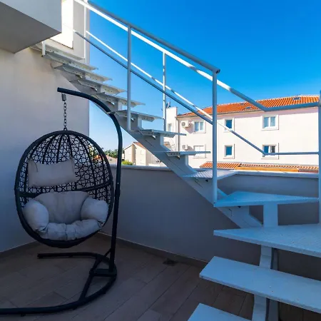 Virtus By Interhome ブルトニグラ