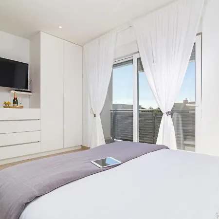 Virtus By Interhome ブルトニグラ