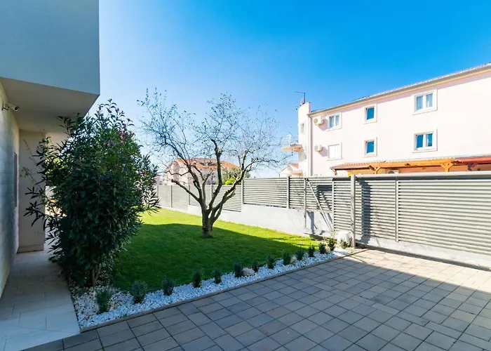 Virtus By Interhome * Brtonigla