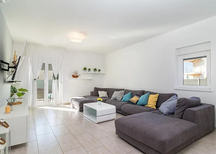 Virtus By Interhome Vikendica