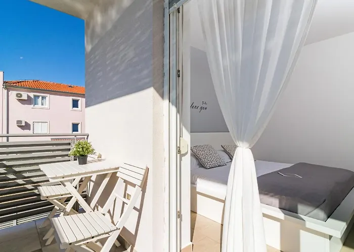 Holiday home Virtus By Interhome